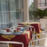 Hotel Seven 3*