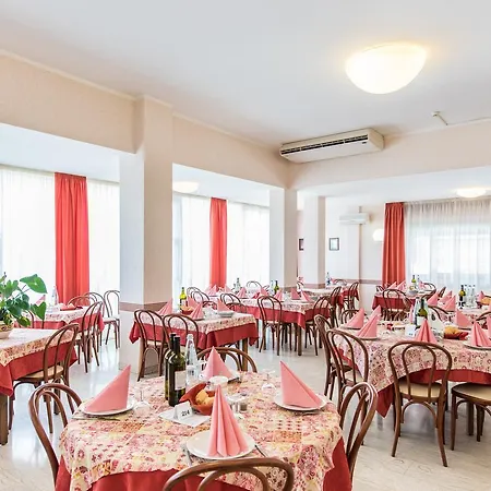 Seven Hotel