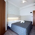 Otel Seven 3*