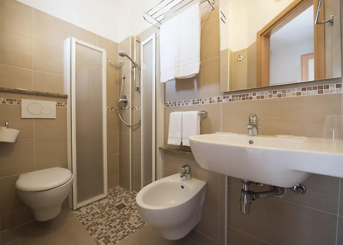 Hotel Seven 3*