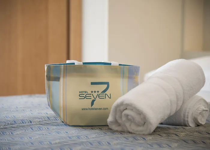 Seven Hotel 3*