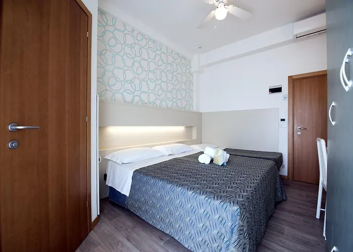 Hotel Seven 3*