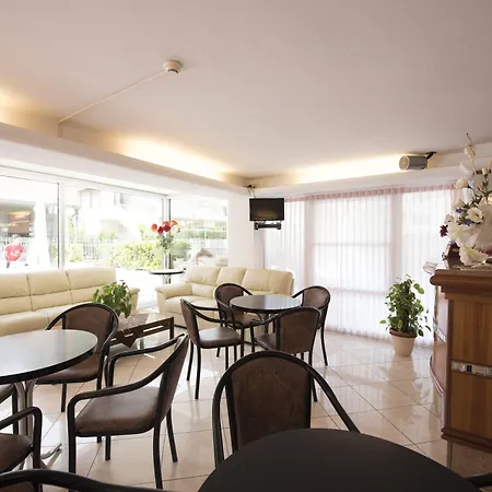 Seven Hotel 3*